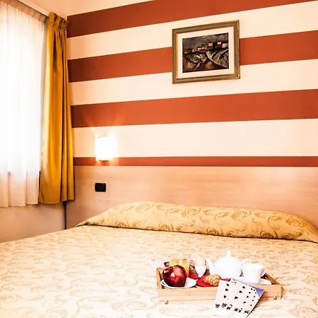 Hotel Lizard 3*