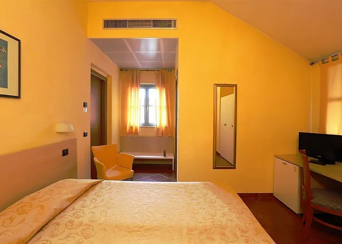 Отель Lizard Комо