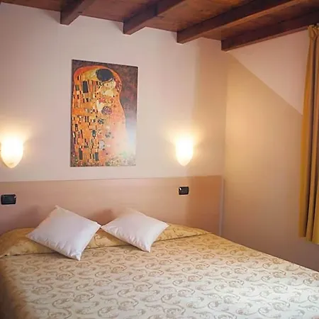Lizard Otel